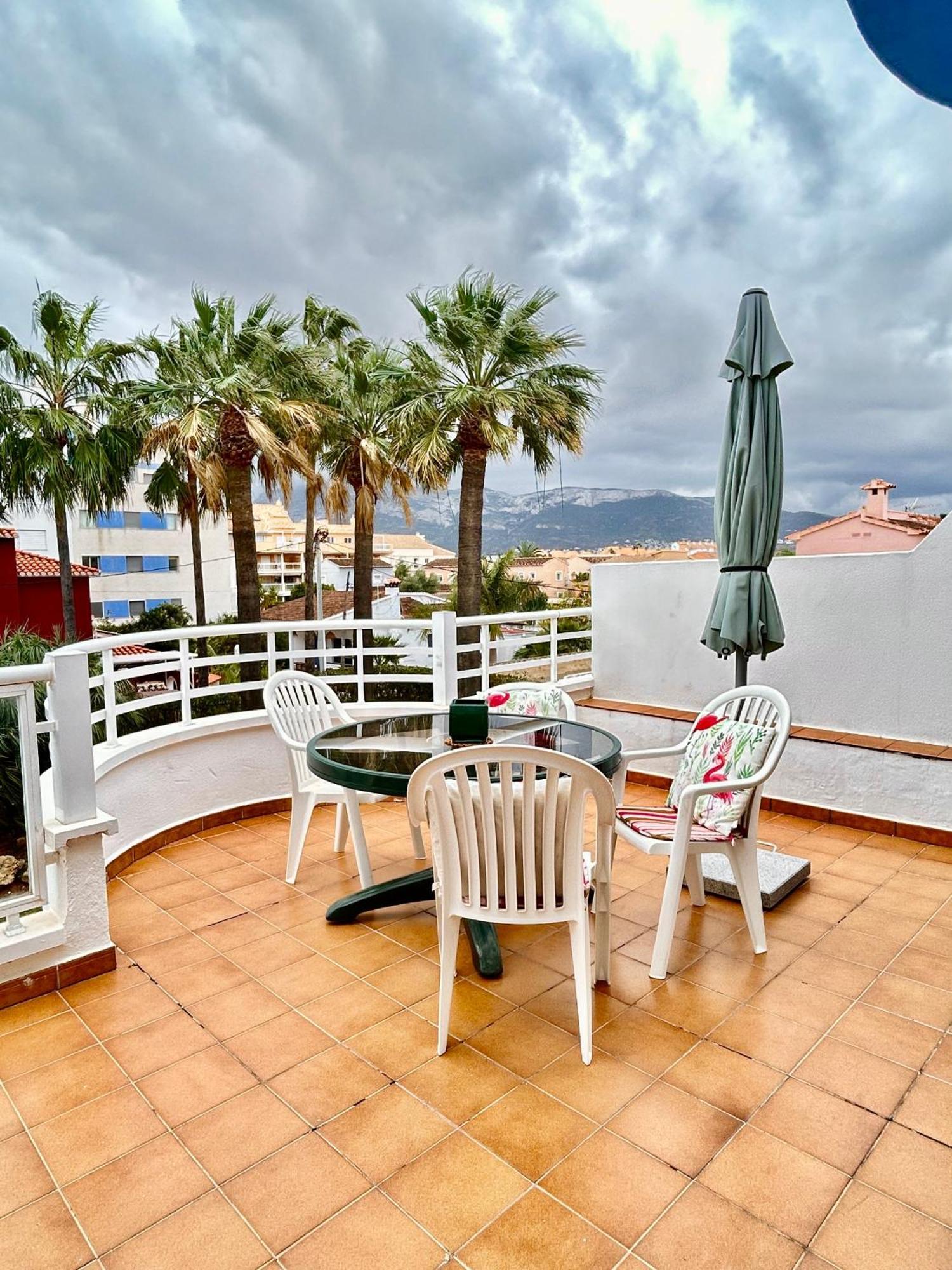 Sea Views Apartments Denia Exteriör bild